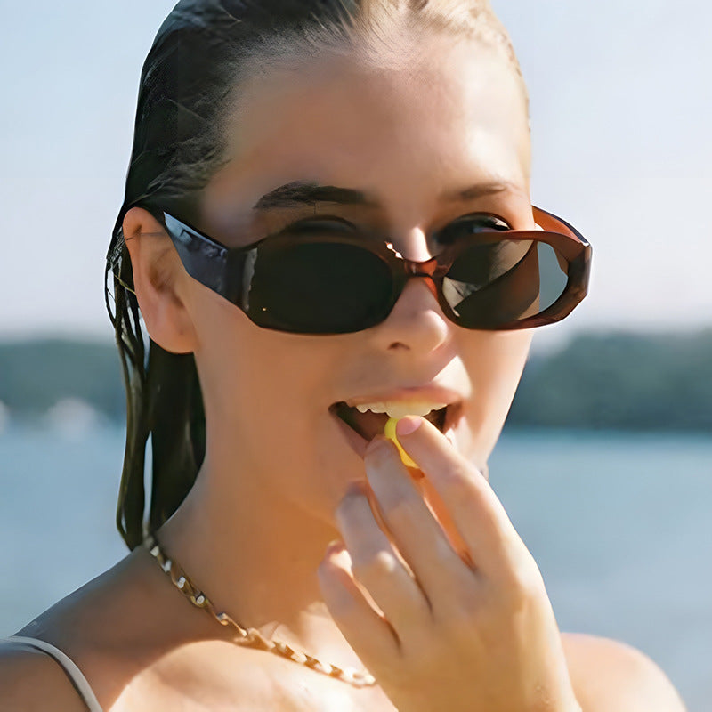 Damen extravagante Sonnenbrille im stilvollen Retro-Design Brehn