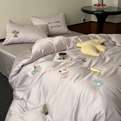 Verspielte Stickerei Satin-Feel Bettbezug & Laken Set
