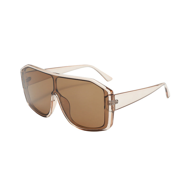 Damen Oversized Sonnenbrille mit robustem Rahmen und stylischem Design Brehn