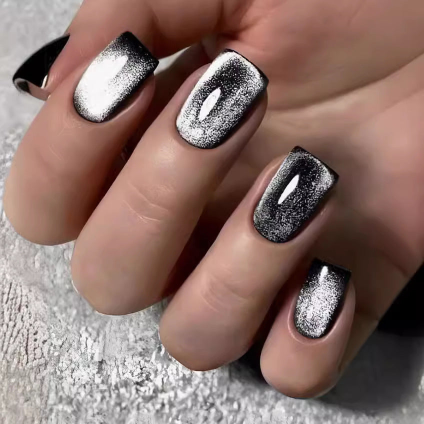 Elegantes Glänzendes Press-On Nagelset Brehn