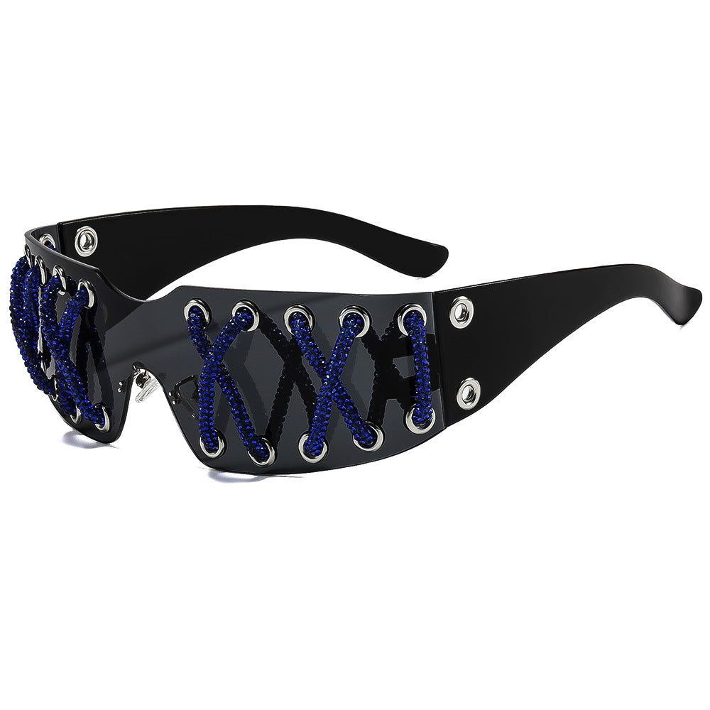 Damen futuristische Design-Sonnenbrille mit einzigartigem Dekor Brehn