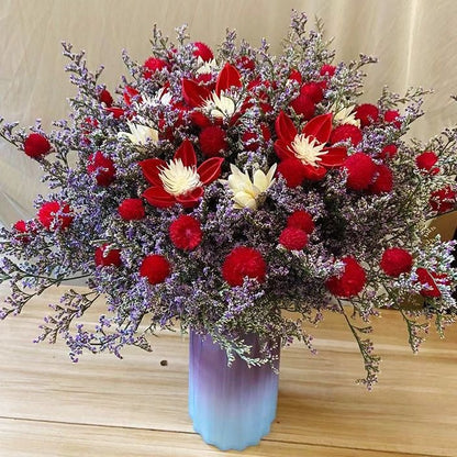 Natürlicher getrockneter Blumenstrauß