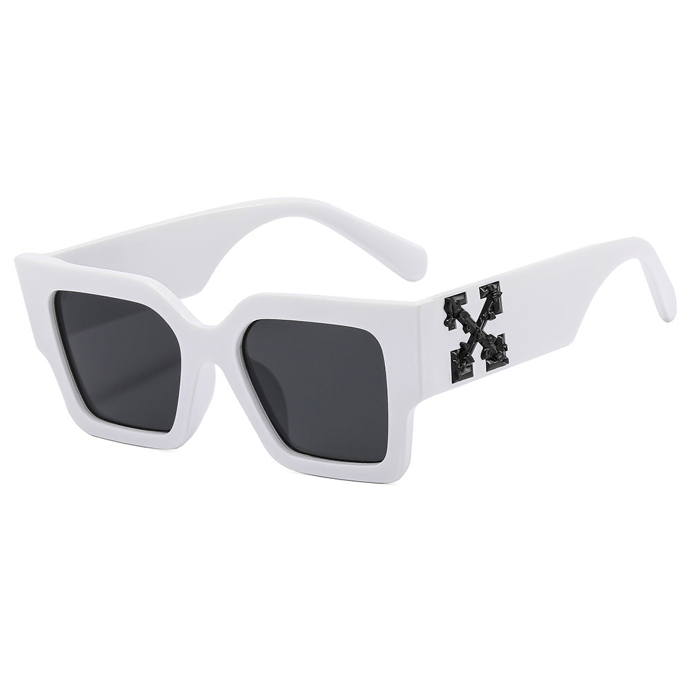 Damen Designer-Sonnenbrille mit auffälligem geometrischen Rahmen Brehn