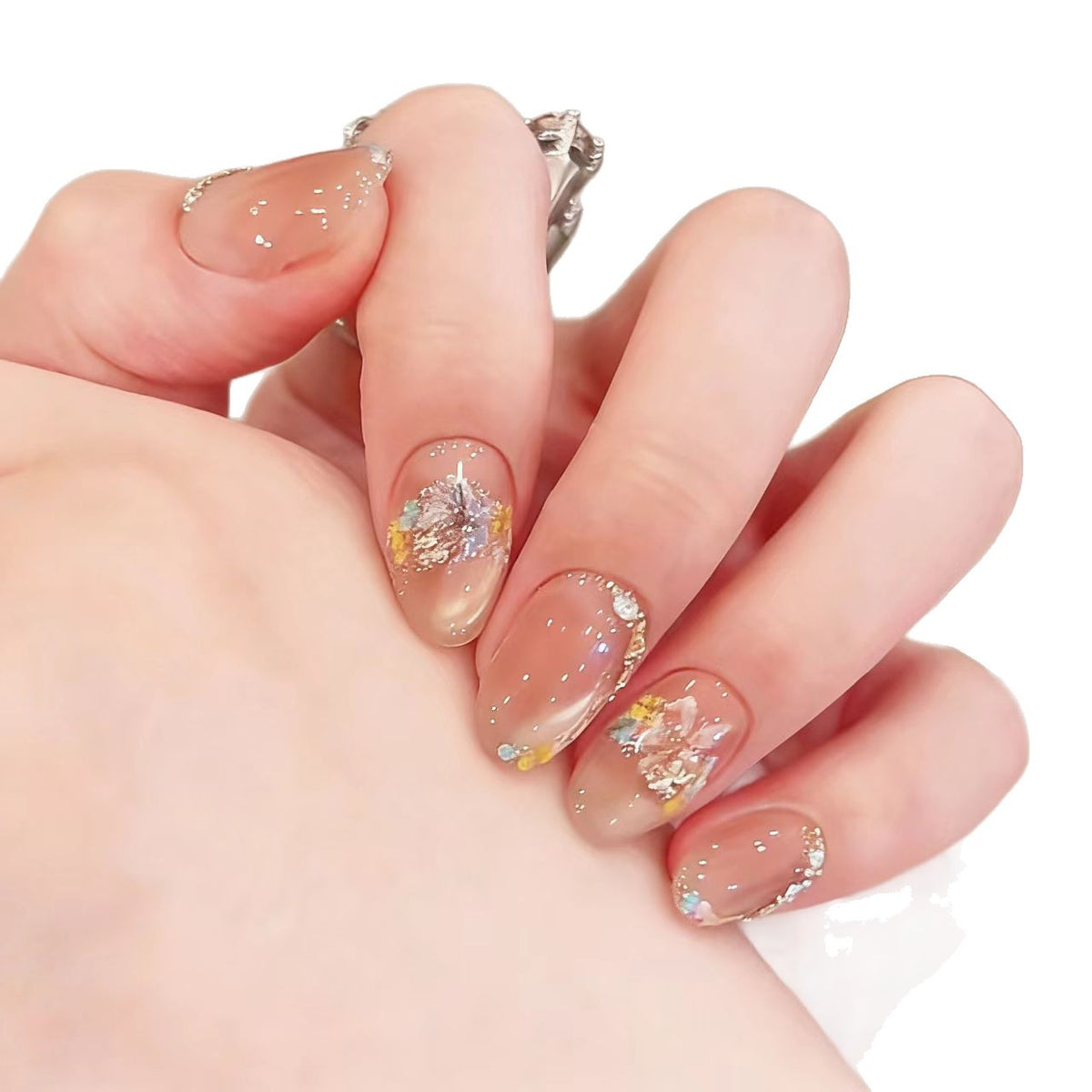 Künstlerisches Nageldesign