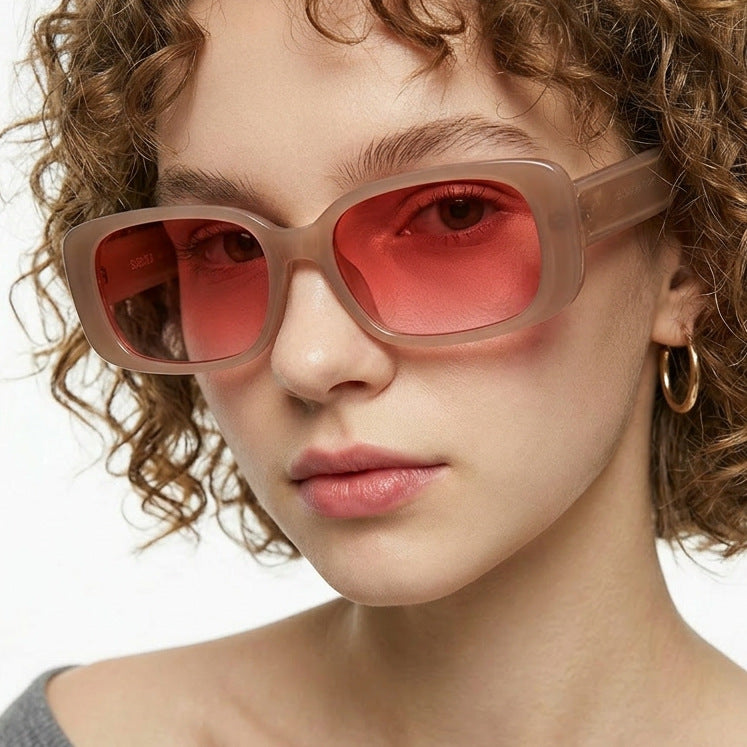 Damen rechteckige Sonnenbrille mit stilvollem Rahmen Brehn