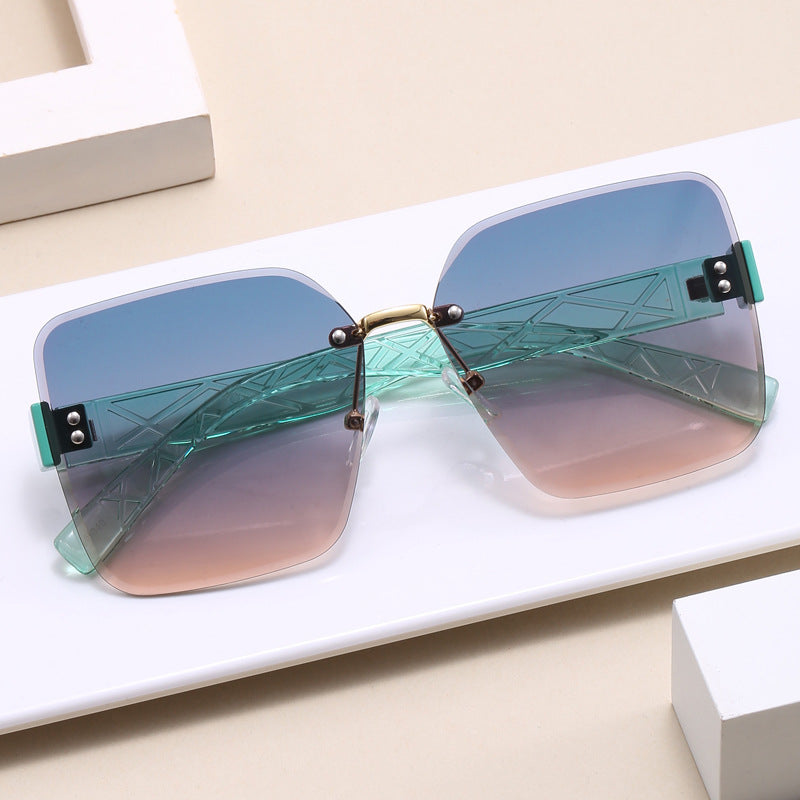 Damen oversized quadratische Sonnenbrille mit modischem Dekor Brehn