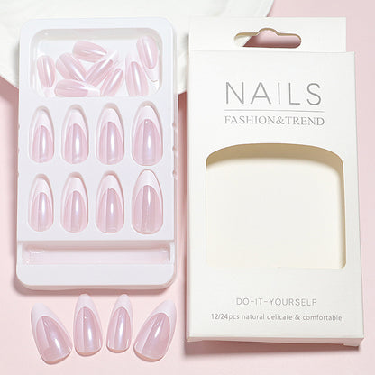 Elegante selbsthaftende Nagelspitzen Brehn