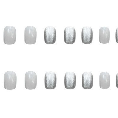 Glitzerndes Glam Press-On Nagelset Brehn
