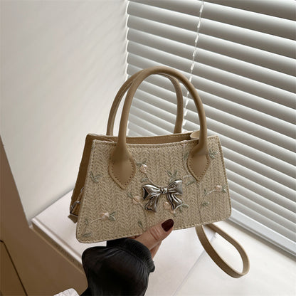 Elegante bestickte Mini-Handtasche