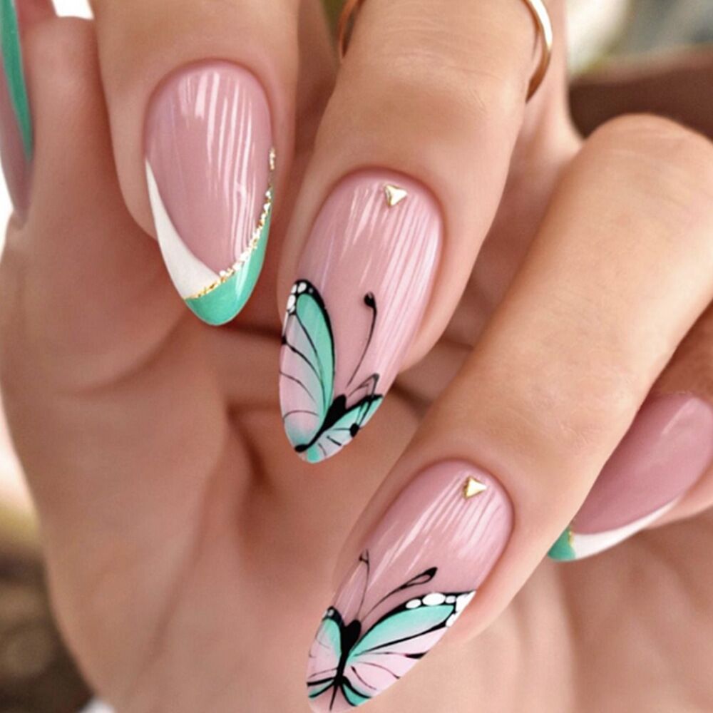Künstlerisches Herz-Akzent Press-On Nagelset Brehn