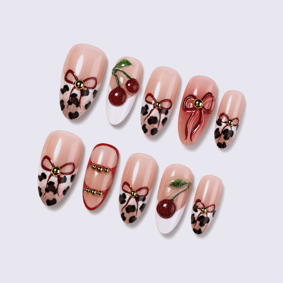 Kunstnagelset mit stilvollen floralen und animalischen Akzenten Brehn