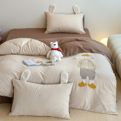 Wende-Baumwollmischung-Bettbezug-Set mit Applikation von Hasenohren & Patchwork-Puppenakzent