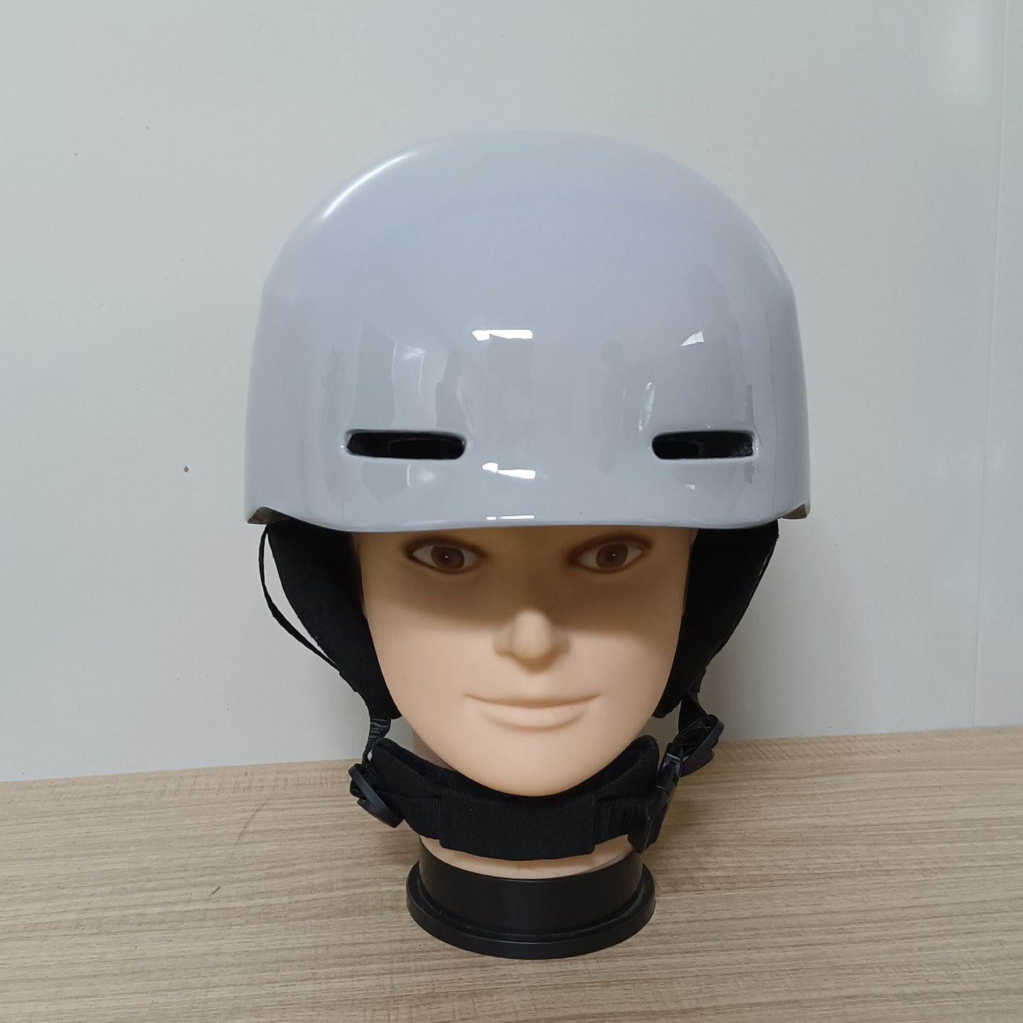 Schutz Skihelm Brehn