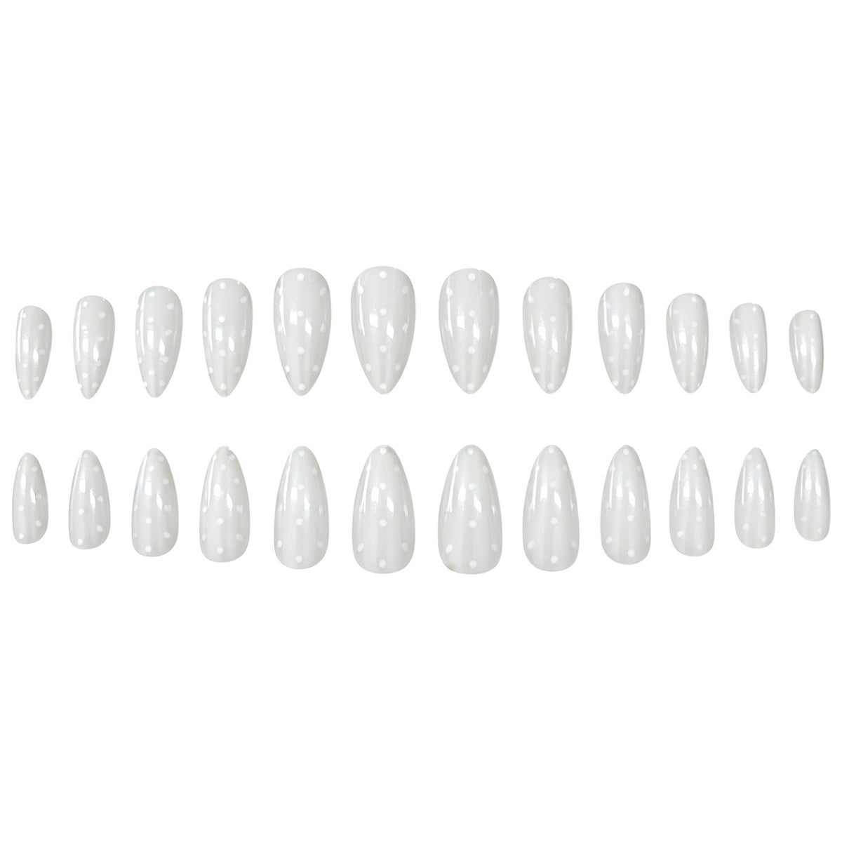 Elegante mandelförmige Nagelkunst Brehn