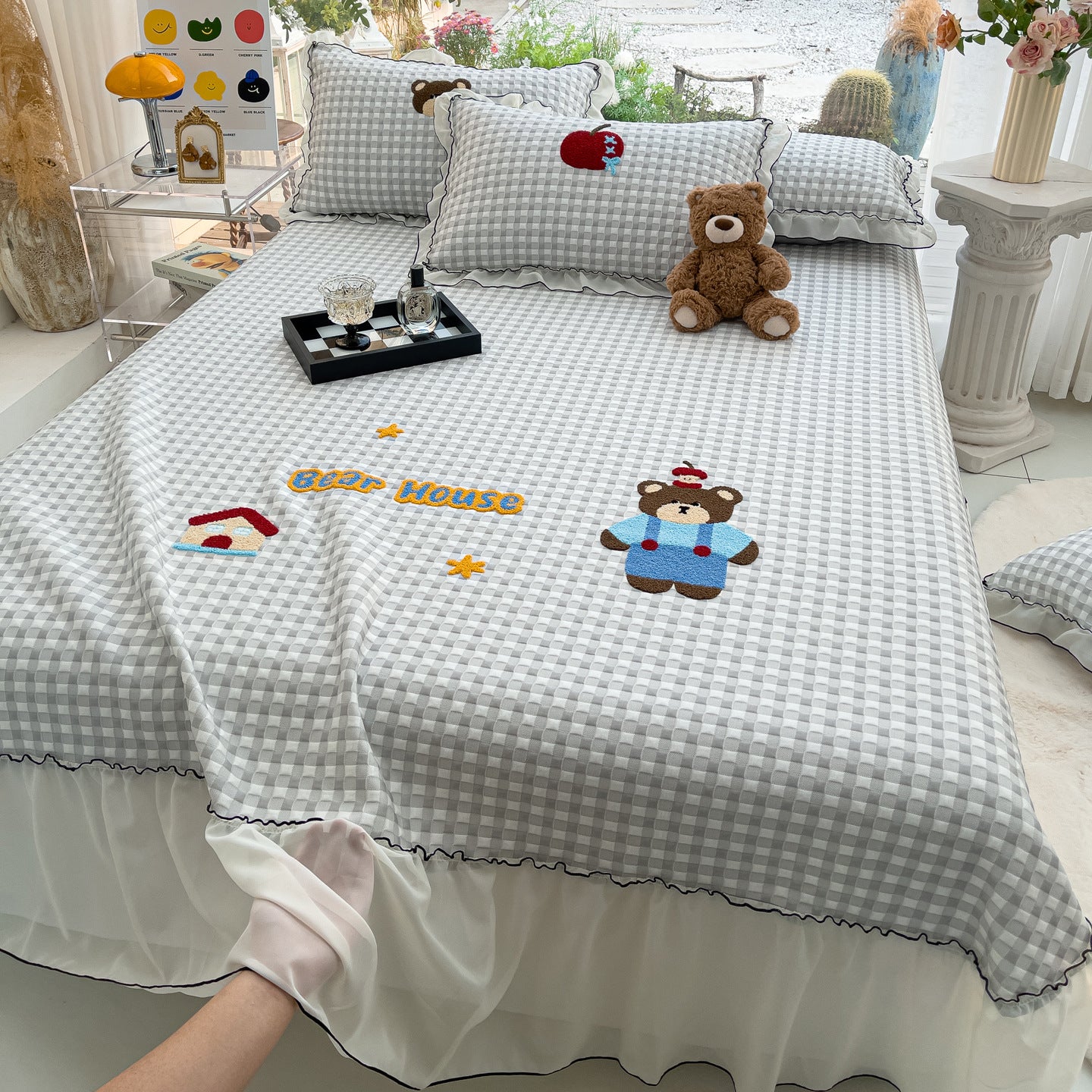 Damen Kuscheldecke mit verspieltem Panda-Motiv und hochwertiger Baumwolloberfläche Brehn