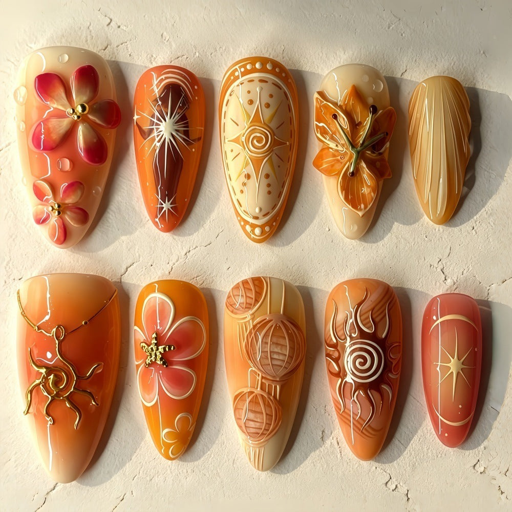 Kunstnägel mit elegantem floralen Design Brehn