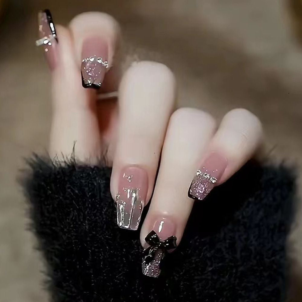 Kunstnegel-Set mit Glitzer und Schleifenmotiv Brehn