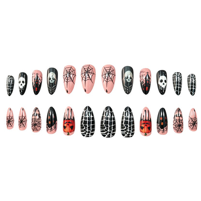Themenbezogene Halloween Nagelkunst Brehn