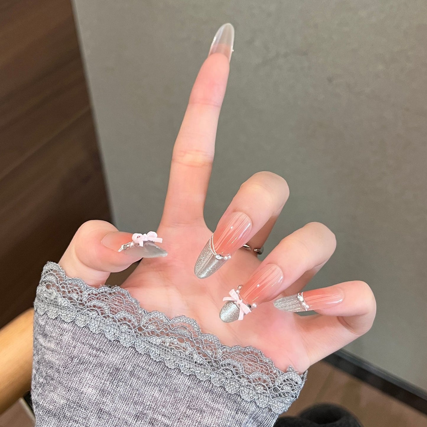 Künstlerische Ombre Press-On Nagelverlängerungen Brehn
