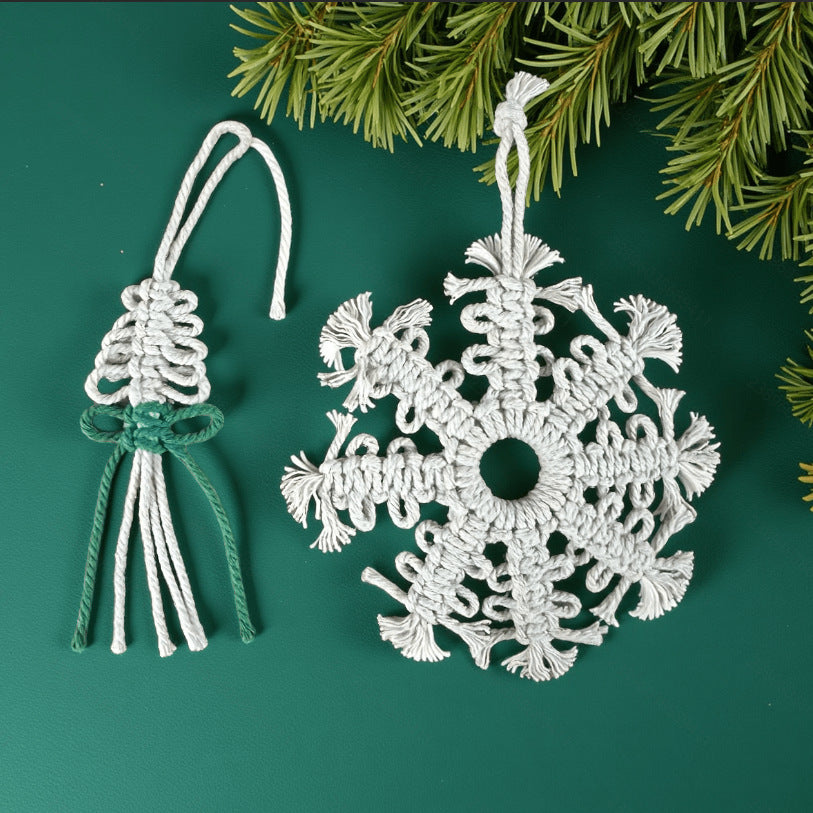 Dekorative Makramee- ornament Brehn