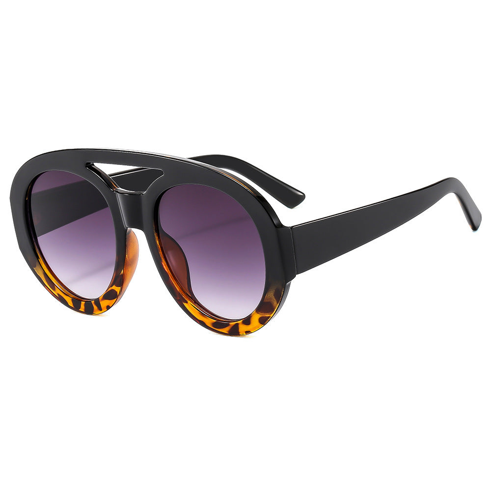 Damen Modische Sonnenbrille im futuristischen Oversized-Design Brehn