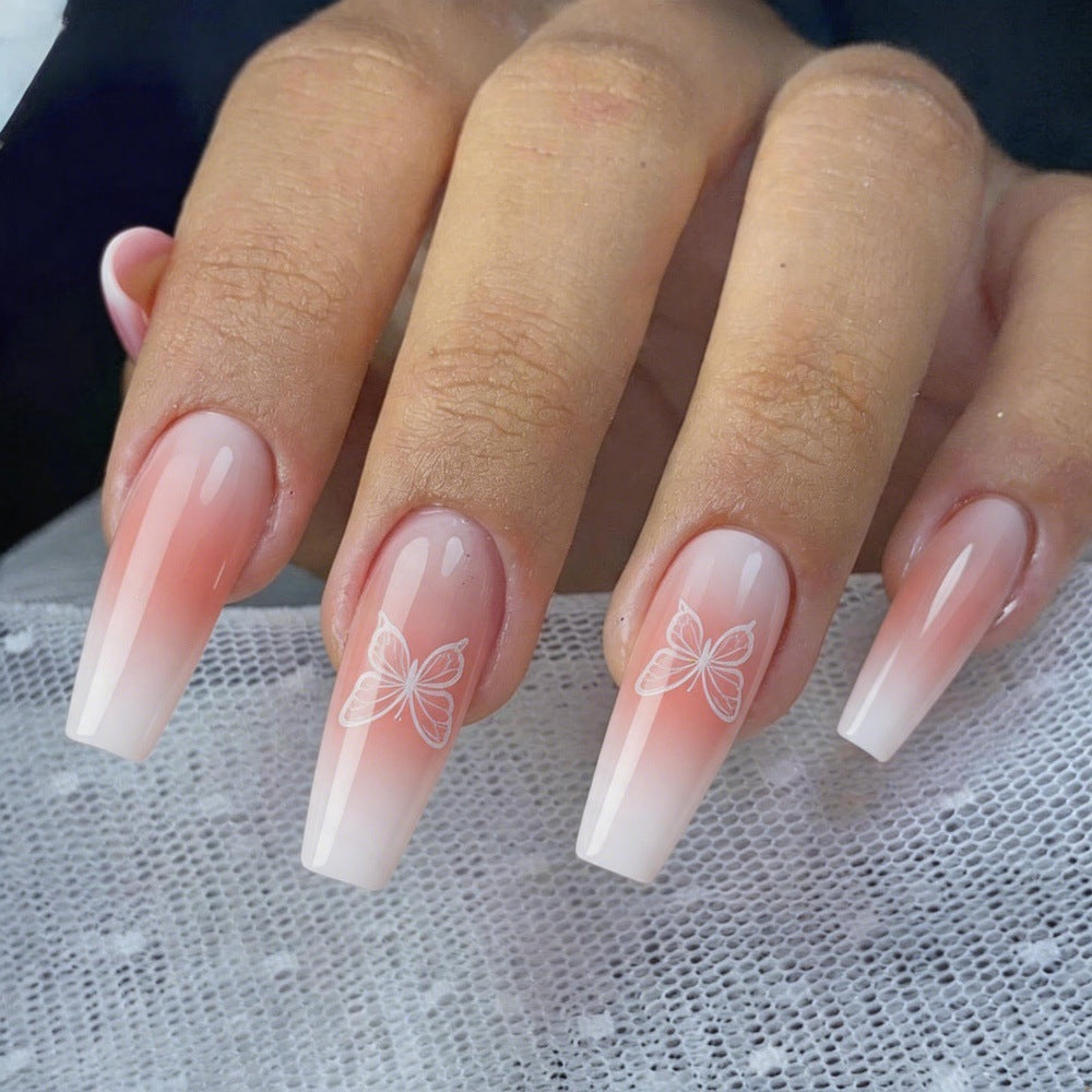 Kunstnägel mit Elegantem Schmetterlingsdesign Brehn