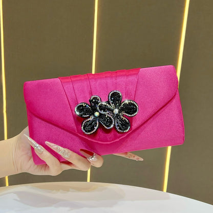 Elegante florale verzierte Clutch