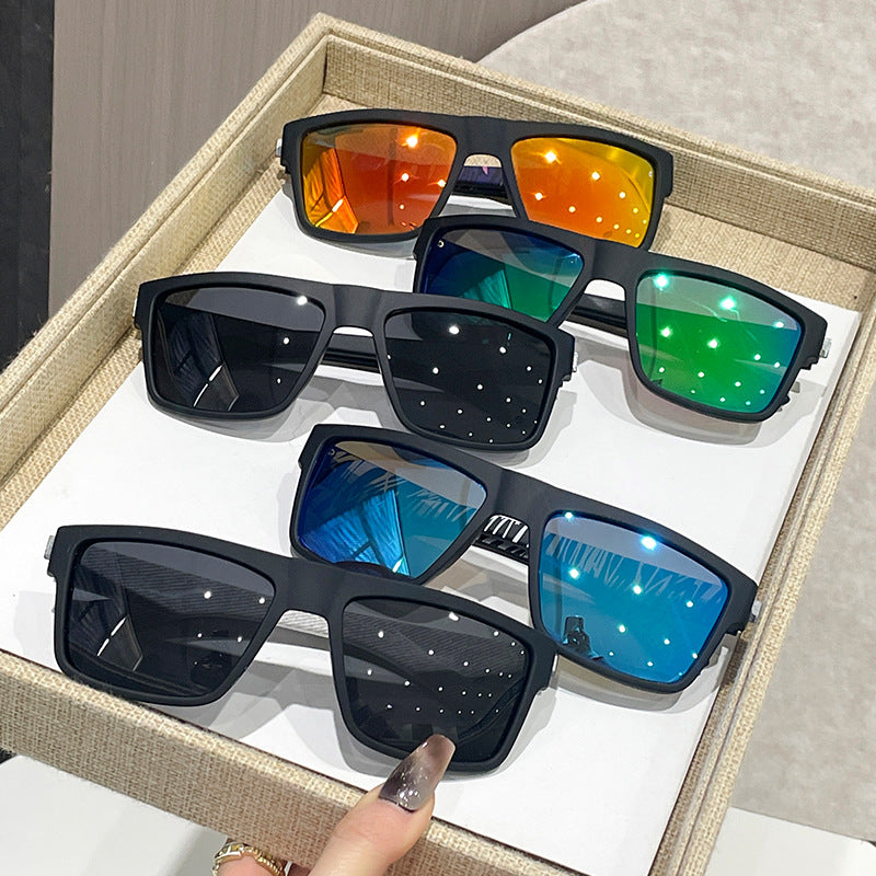 Damen modische Sonnenbrille im geometrischen Design Brehn