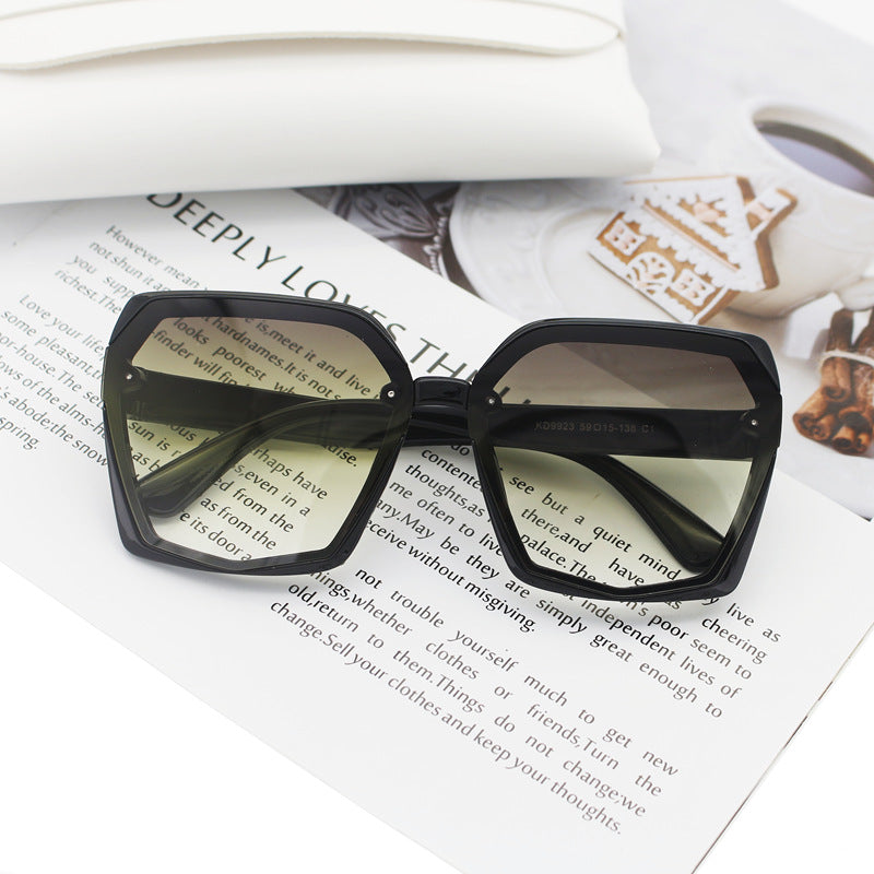 Damen Designer-Sonnenbrille im eleganten Hexagon-Design Brehn
