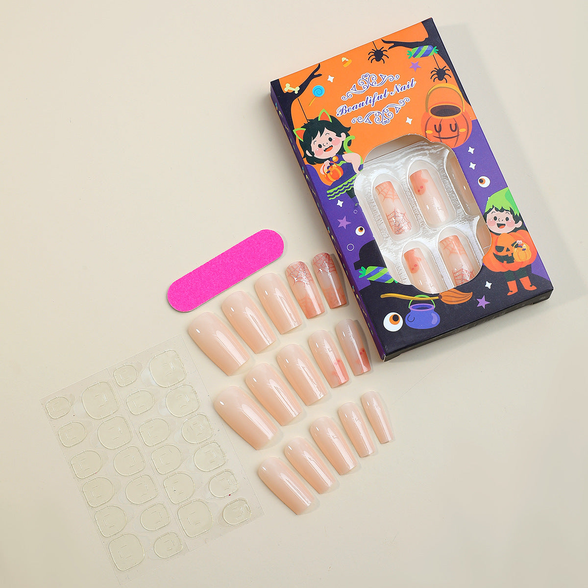 Kunstnagelset mit filigranem Spinnennetz-Design und zartem Farbverlauf Brehn