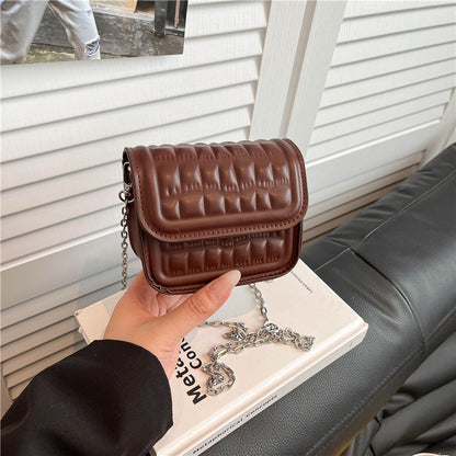 Texturiert gesteppte Mini-Crossbody-Tasche Brehn