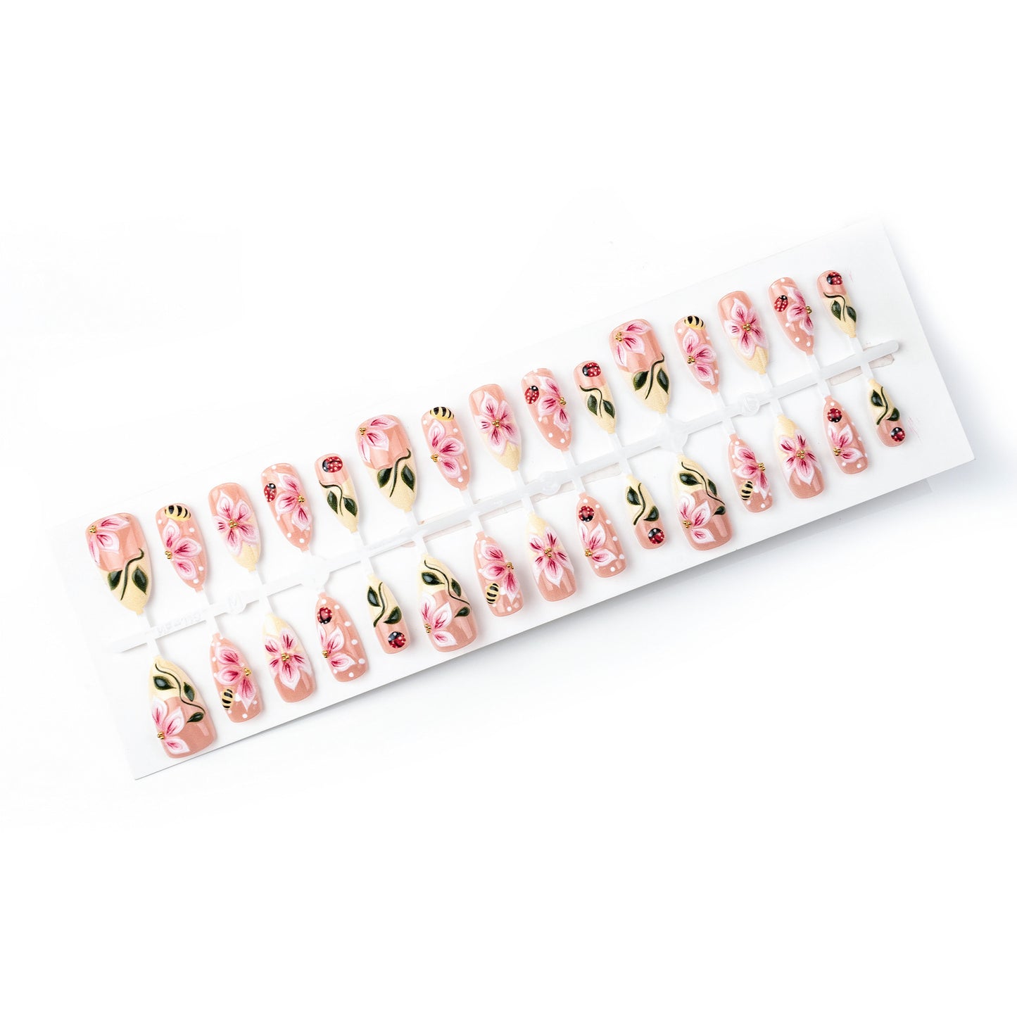 Kunstvolle Nagelverlängerungen mit floralen Designs Brehn