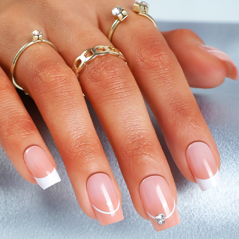 Elegante Nagelkunst Brehn
