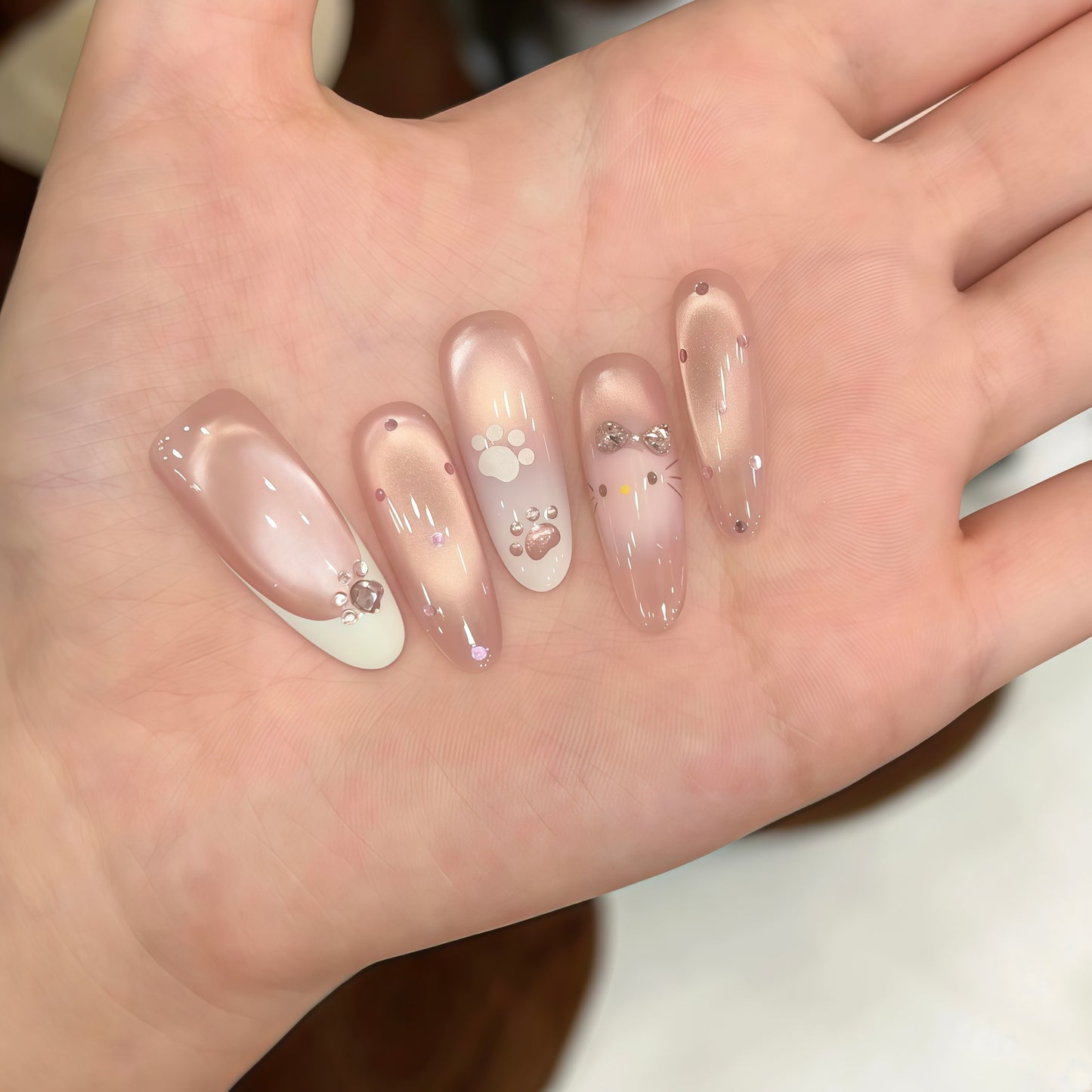 Künstliche Nagelspitzen mit Verspieltem Pinguin- und Pfotenmotiv Brehn