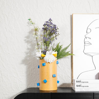 Abstrakte dekorative Keramikvase