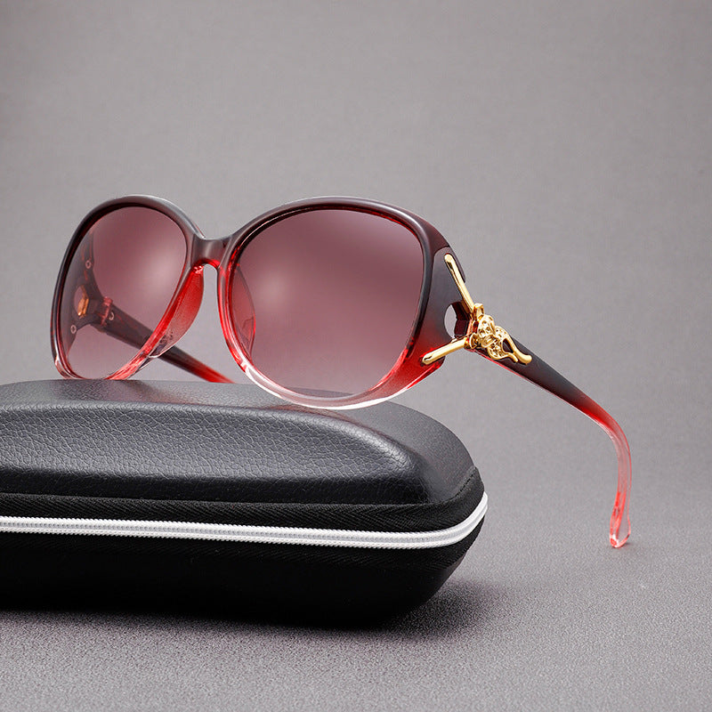 Damen Oversized Sonnenbrille mit modischem Gradient-Design Brehn