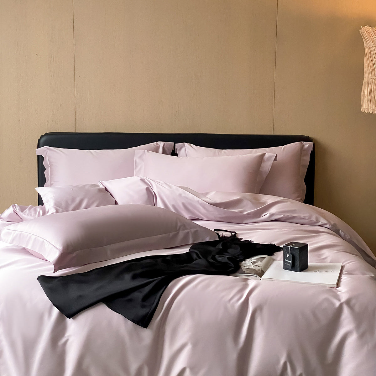 Premium Satin-Bettwäsche-Set mit seidig-glattem Finish und pflegeleichtem Material