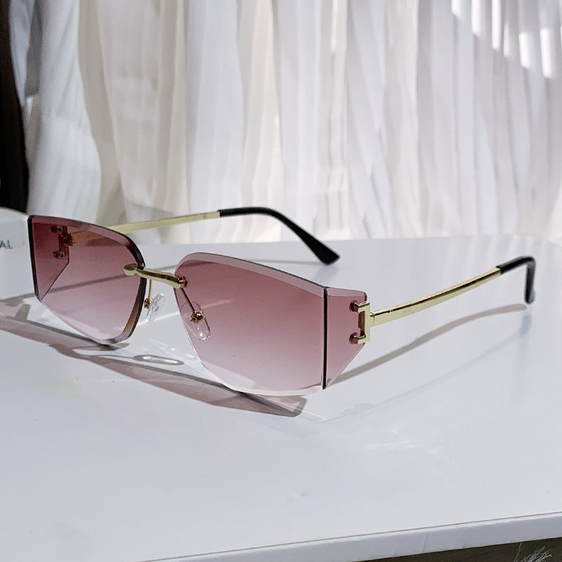 Damen elegante Sonnenbrille mit hochwertigem geometrischem Design Brehn