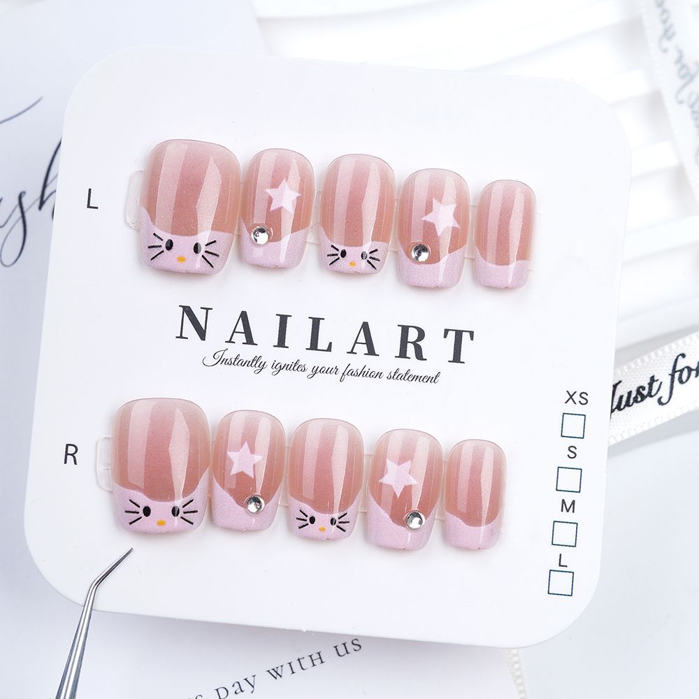 Dekorativer Fashion-Nagel-Set Brehn