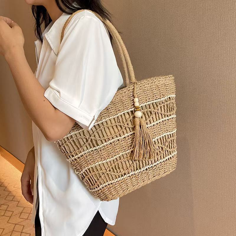 Handtasche mit Geflochtenen Details Brehn