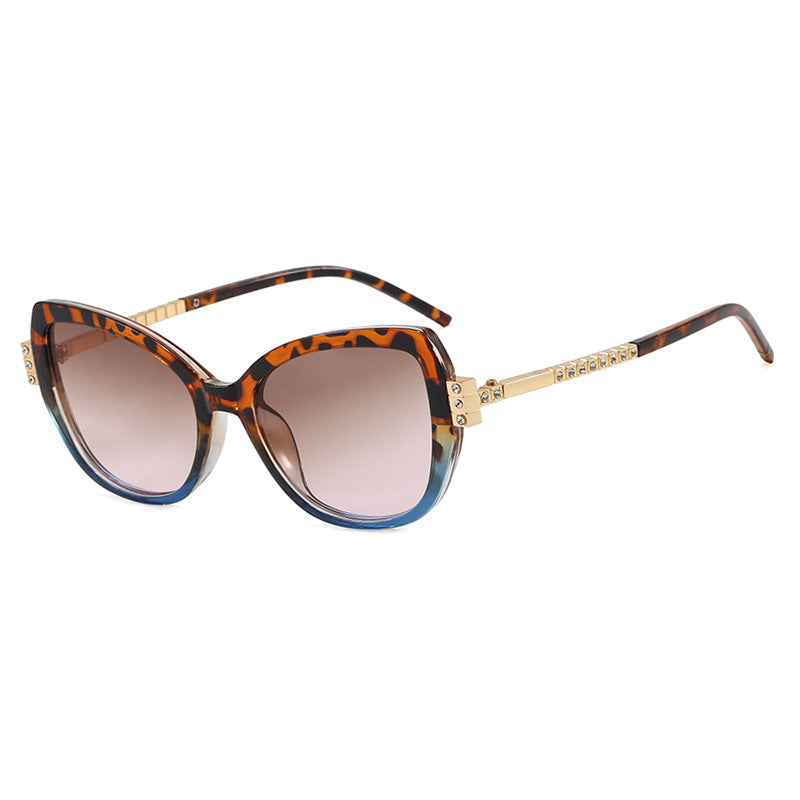 Damen oversized Sonnenbrille mit schützendem UV-Filter und eleganten Akzenten Brehn