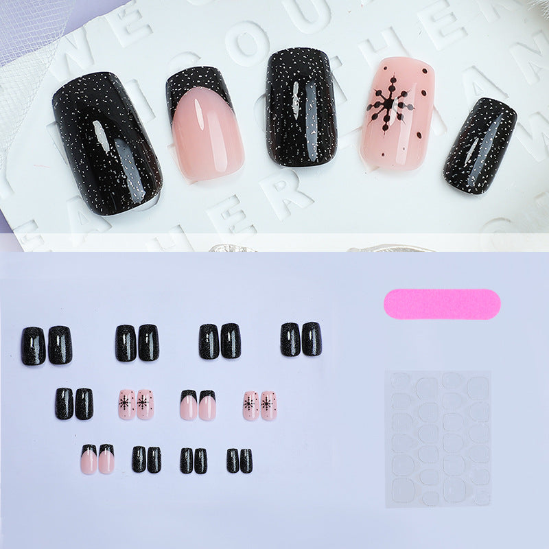 Kunstvoll gestaltetes Press-On Nagelset Brehn
