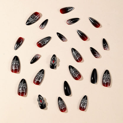 Gothic-Spinnenetz-Nail-Art-Erweiterungen Brehn