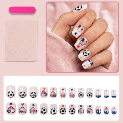 Kunstnagelset mit kreativen Fußball- und Herzmotiven Brehn