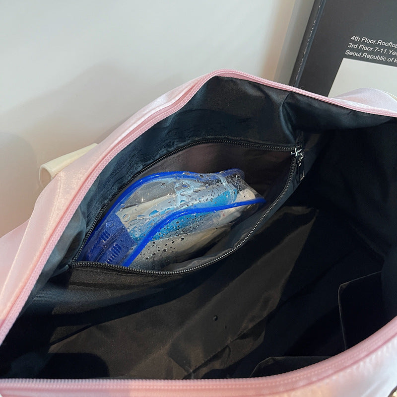 Damen Sportliche Reisetasche mit verstellbarem Schultergurt Brehn
