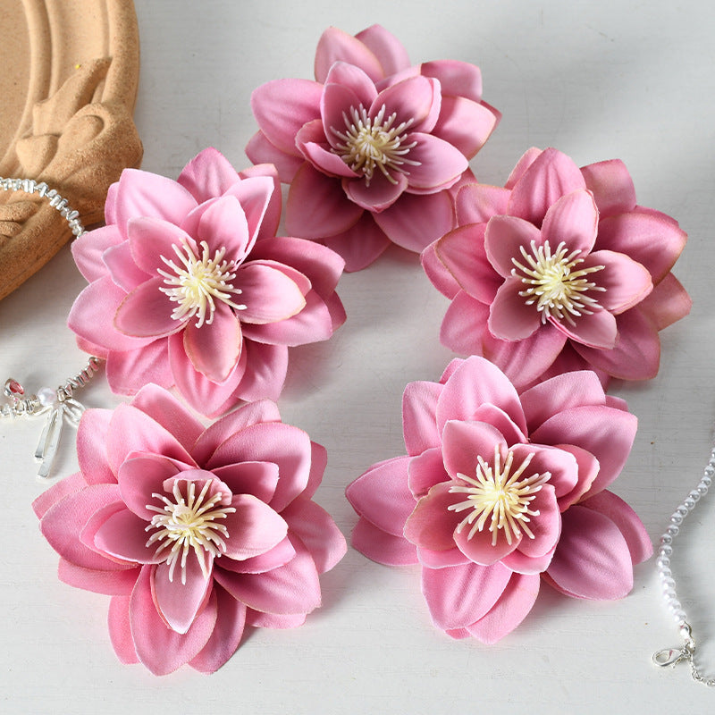 Elegante Seidenblumen-Haaraccessoires