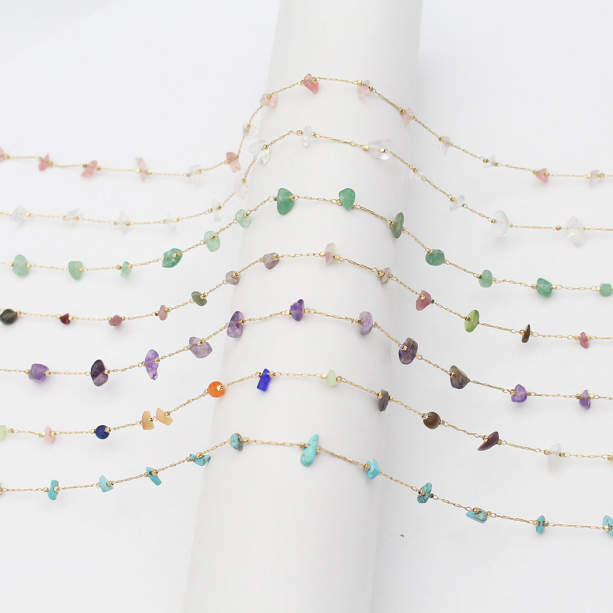 Elegante mit Kristallen verzierte Brillenkette Brehn