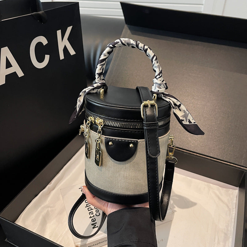Modische strukturierte Bucket Bag Brehn