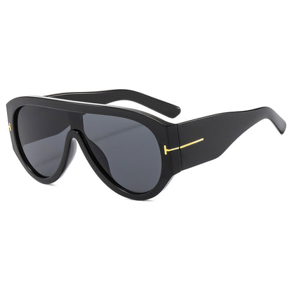 Bold Shield Sonnenbrille mit Statement-Design Brehn