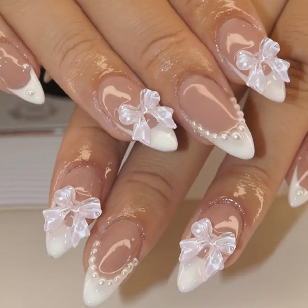 Elegante Acryl-Nagelkunst Brehn